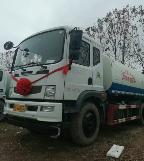 鄂S768C7东风T3-12方洒水车，可分...