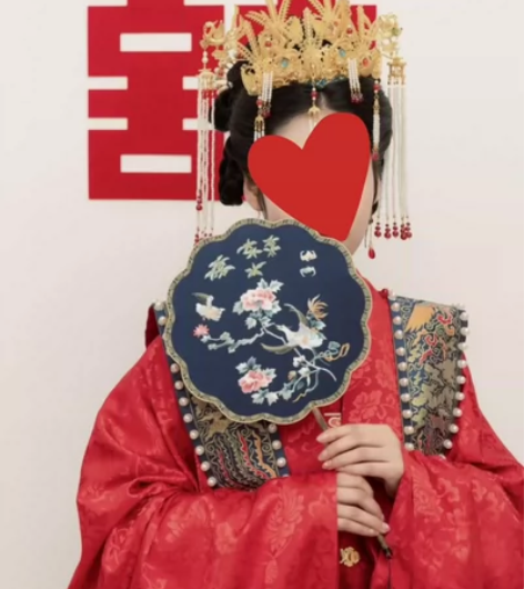 花仙记的凤求凰一整套霞帔手工缝的珍珠!仅结...