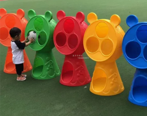 儿童乐园用的卡通投球现在不用了，有需要的给...