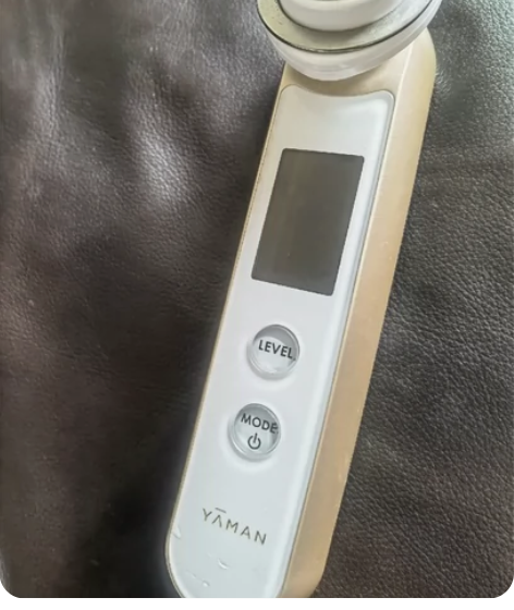 日本专柜购买雅萌美容仪，没用几次，几乎全新...