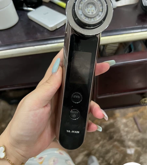 雅萌美容仪水光钻清洁射频提拉紧致导入保湿机...