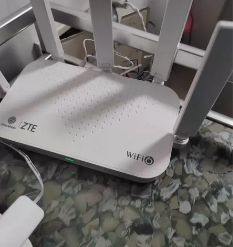 路由器移动定制中兴e2633  有一箱需要...