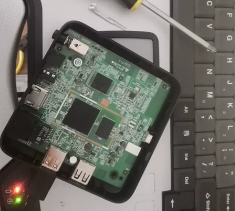 机顶盒砖业刷机   感兴趣先拍，白嫖勿扰 ...