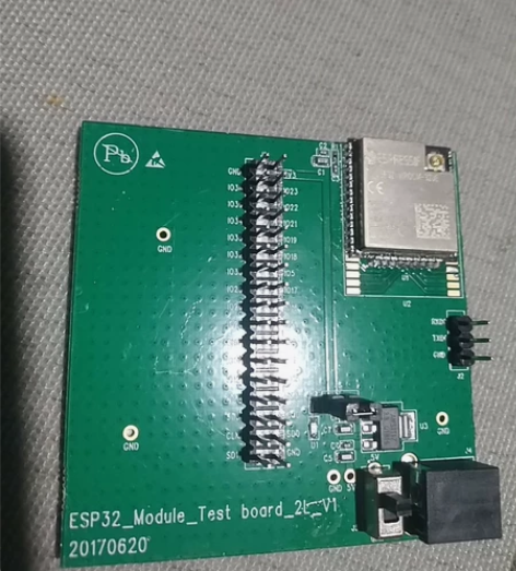 esp32 wroom 32ue modu...