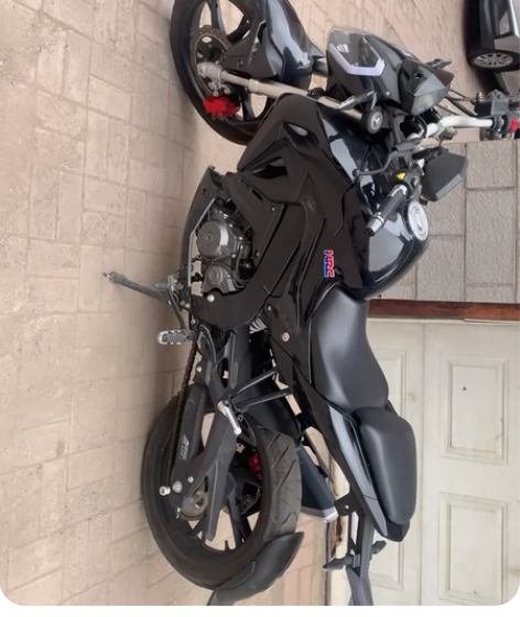 19年贝纳利小迅龙，车没啥毛病，一次倒车，...