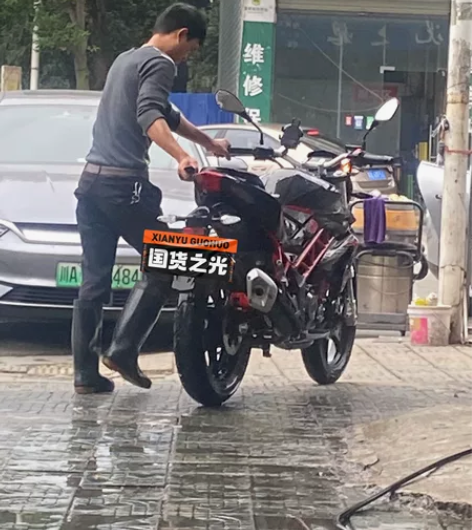 21年3月上户的贝纳利红宝龙150,贝纳利...