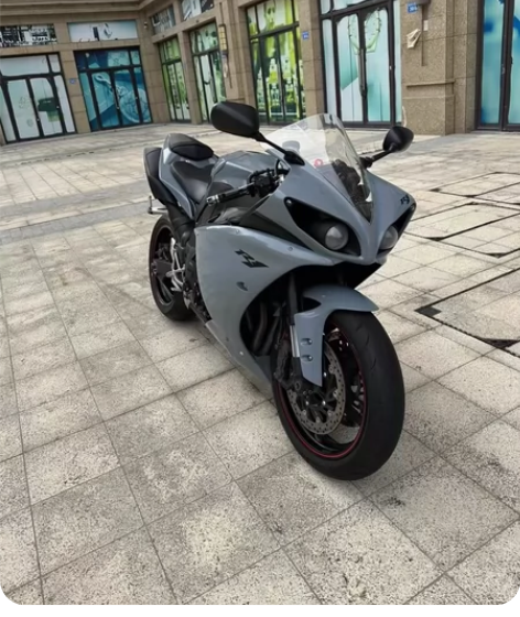 2011年雅马哈r1 成色如图 车况不考虑...