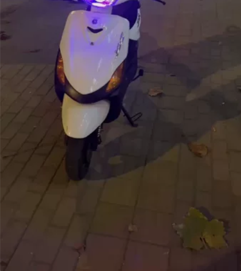 踏板小摩托雅马哈巧格，现在买车了基本用不到...