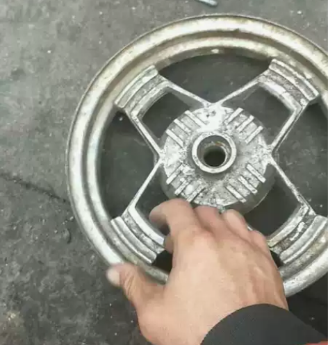 雅马哈踏板车前圈 具体车型不明,原装进口,...