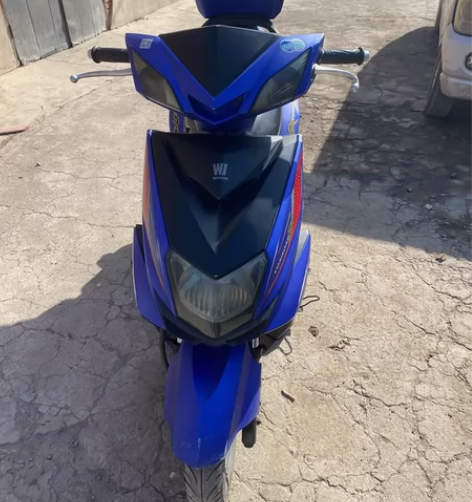 17年望江铃木踏板125 声音小蜜蜂 提速...