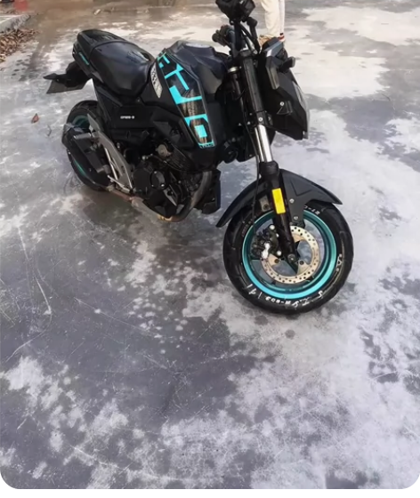 18年春风狒狒st125 带75w透镜 功...