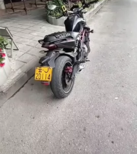 贝纳利黄龙300 ABS高配版 感兴趣的话...