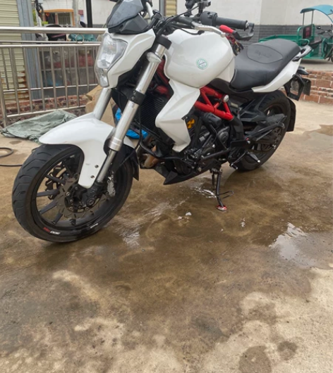 17年黄龙300 有证件 车况成色可以 声...