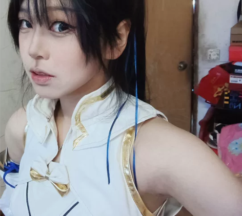 上官婉儿cos面包家全套除假发，发冠有点不...