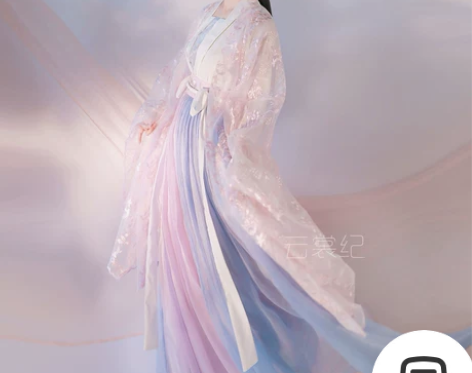 东月棠 正版 仅试穿 有吊牌还在，被我拆下...