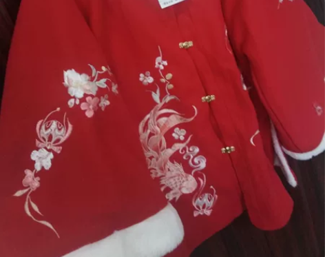 汉服三件套，码数齐全 感兴趣的话点“我想要...