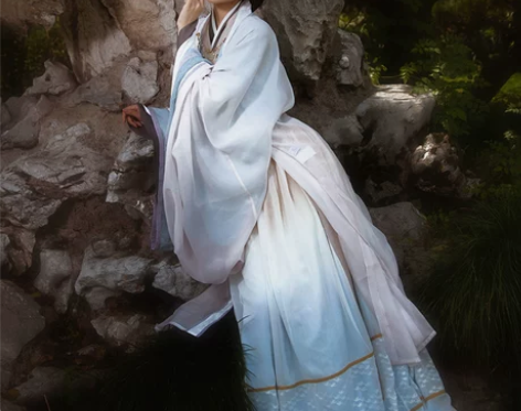 徐娇织羽集现代改良汉服元素秋款【四时歌】大...