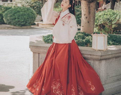 ?汉尚华莲传统古装芙蓉月刺绣袄裙彼岸花秋冬...