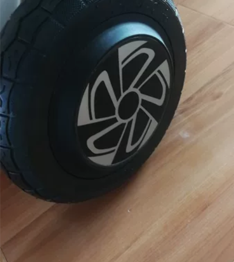 98新领奥平衡车,买回来只骑了几次。 感兴...