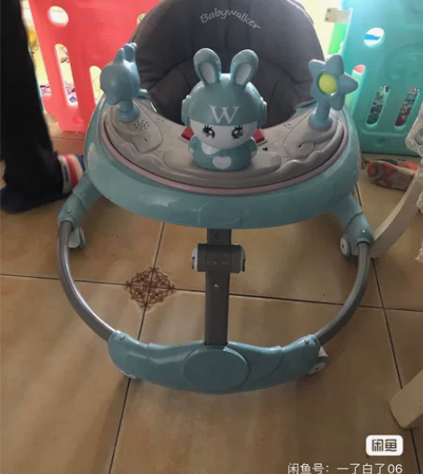 婴儿学步车,便宜出 感兴趣的话点“我想要”...