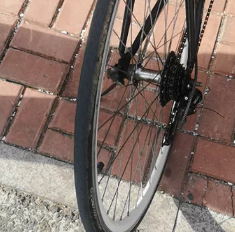 永久公路自行车，钢车架，12速，中轴稍微有...