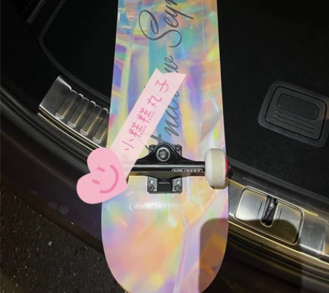 捡漏出自己珍藏的专业滑板高级配置极限动作四...