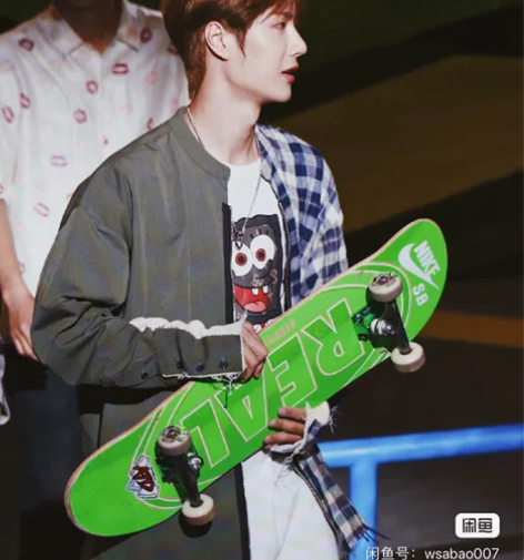 【王一博同款滑板】初学者潮牌滑板新手双翘极限青春王一博同款四...