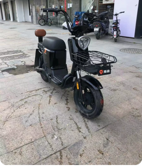 转让雅迪新国标电动车，48V24A锂电池，...