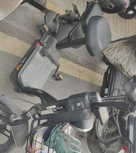 9成新，雅迪电动车充满能跑40～50公里 ...