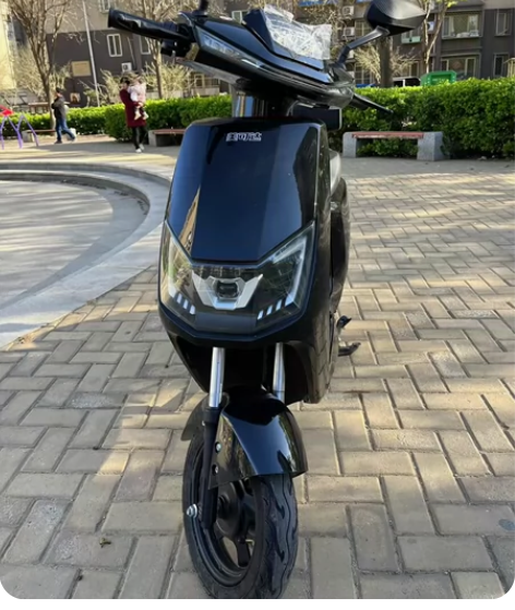 品牌：美可达 原价三千八，2500出售。买...