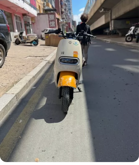 出售一台台铃 标兵 跑男款 60-72ｖ通...