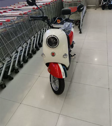 雅迪欧曼电动车 前后真空轮胎 前碟刹后鼓刹...