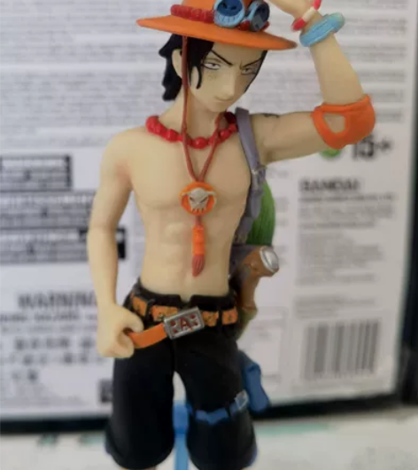 海贼王 小pop 火拳艾斯 手办 白胡子海...