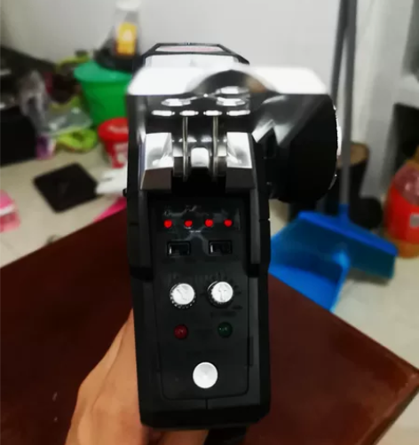 2.4g遥控器，恒冠rtr版军卡配的4通道...