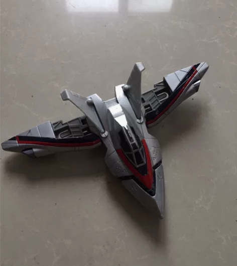 每日放送初版合金系列，迪迦奥特曼飞机战机，...