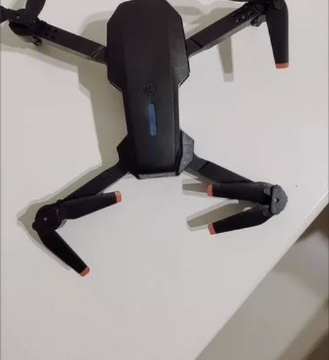 出闲置，无人机，基本全新，就拆开看了一下。...