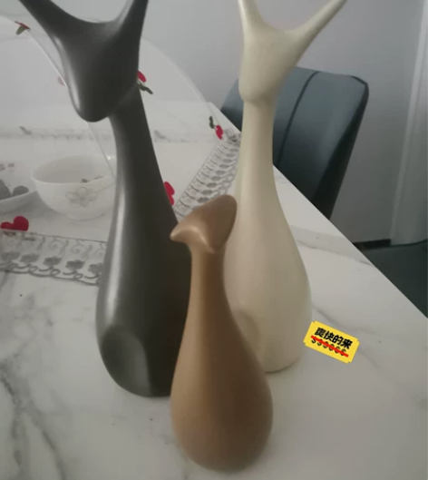 现在四口之家了 出原来三口之家瓷器摆件 余...