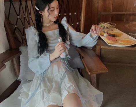 梅子熟了 时尚百搭半身裙2021春季新款甜...