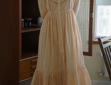 【限时特惠专区】大裙摆腰部抽绳设计 复古法...