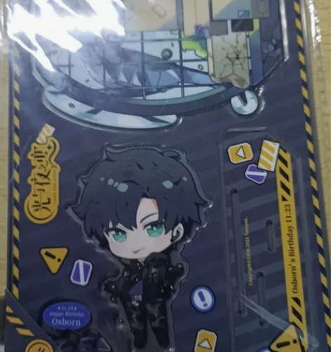 原价出萧逸2021生日立牌 感兴趣的话点“...