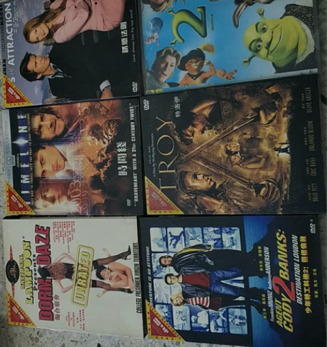 国外电影6张。DVD。碟片大概就图片上那样...