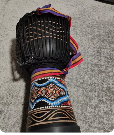 12寸非洲手鼓，送教学光碟，八成新，买了好...