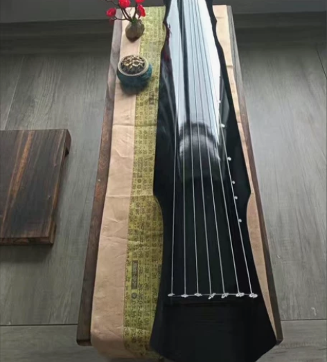琴行倒闭伏羲古琴特价出售，原价3000多，...