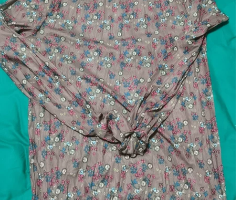 碎花小网衫儿，很舒服的料子 感兴趣的话点“...