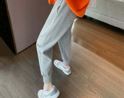 运动裤女 运动裤宽松灰色休闲女春秋款束脚显...