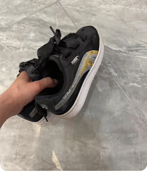 彪马女童休闲鞋，33码（尺寸详见标签）不退...