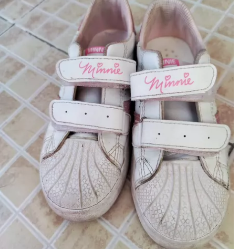 女童贝壳鞋休闲鞋板鞋31码 八成新，每个孩...