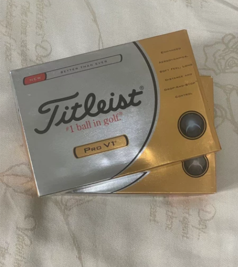 全新Titlest Pro V1 高尔夫球...