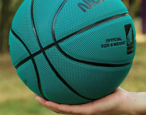 体育馆闲置处理,比赛篮球,原价195元的7...