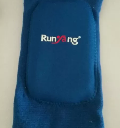 全新海绵护肘，适用多种体育运动 感兴趣的话...